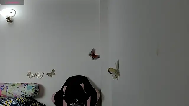 mari-ross online show from 10/23/25, 03:17