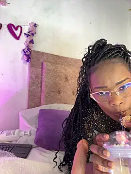 kendra smiitch online show from 02/24/26, 03:15