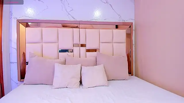 julieta rosee online show from 02/10/26, 10:25