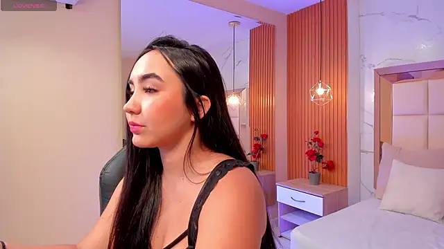 julieta rosee online show from 03/23/26, 08:35