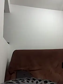 julieta rosee online show from 04/25/26, 03:53