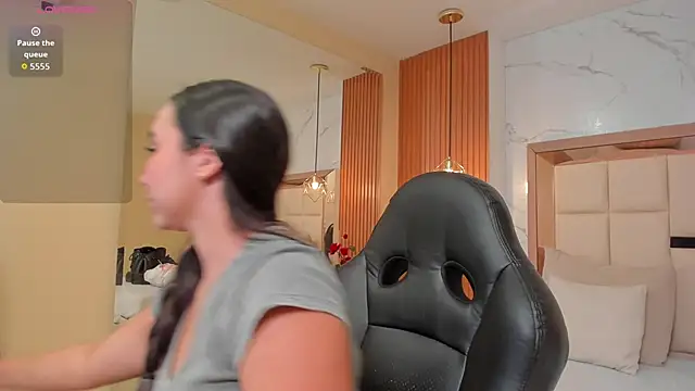 julieta rosee online show from 06/01/26, 10:33