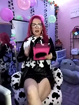 Purple2StayThnxx online show from 10/12/25, 10:36