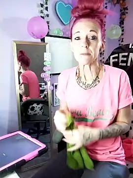 Purple2StayThnxx online show from 10/13/25, 02:50