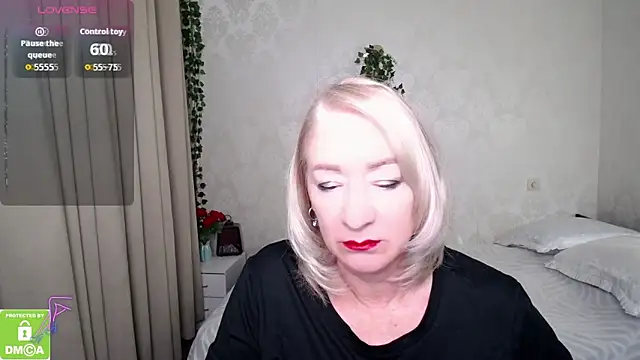 Snapshot of hunters_woman chatting on 09/09/25, 04:50 hunters woman online show from 09/09/25, 04:50