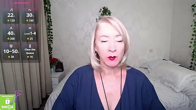 Snapshot of hunters_woman chatting on 09/10/25, 03:34 hunters woman online show from 09/10/25, 03:34