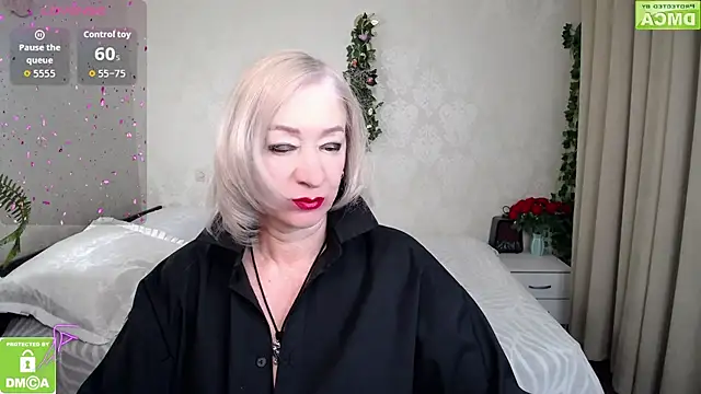 hunters woman online show from 04/22/26, 06:53