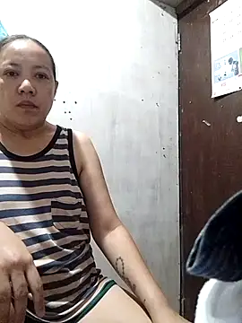 Snapshot of Rose_slut_squirt chatting on 03/01/26, 01:46 Rose slut squirt online show from 03/01/26, 01:46