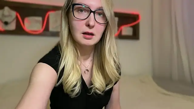 KiraxFate online show from 11/14/25, 05:11