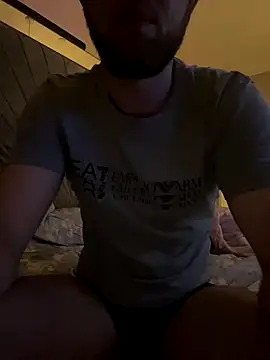 naughtycoupl98 online show from 09/18/25, 12:01