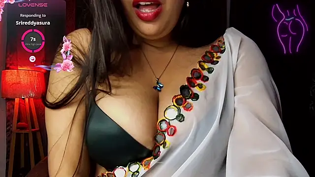 MissNasha online show from 11/25/25, 01:16