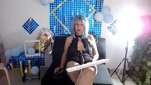 ruth blue21 online show from 10/13/25, 10:32