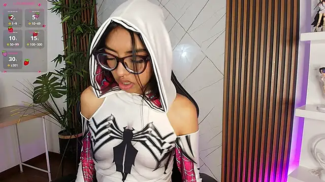 Snapshot of Sphere01 chatting on 02/22/26, 03:29 Sphere01 online show from 02/22/26, 03:29