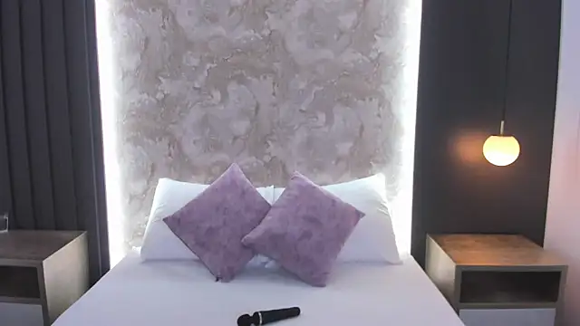 saliha pinky online show from 10/14/25, 02:23