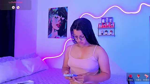 Dilan and Mia online show from 10/04/25, 05:33