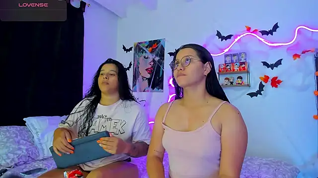 Dilan and Mia online show from 10/16/25, 10:22