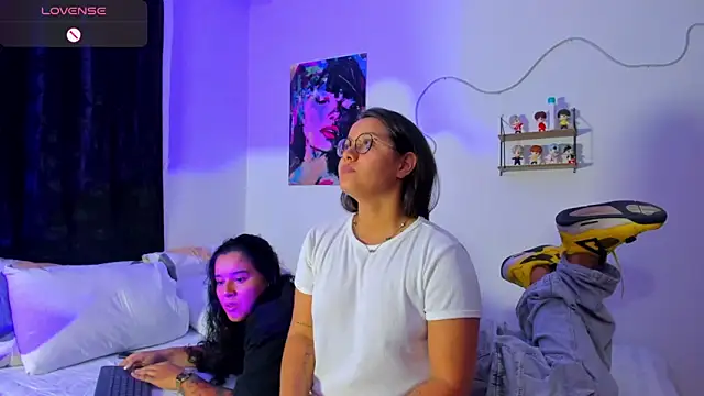 Dilan and Mia online show from 02/04/26, 05:57