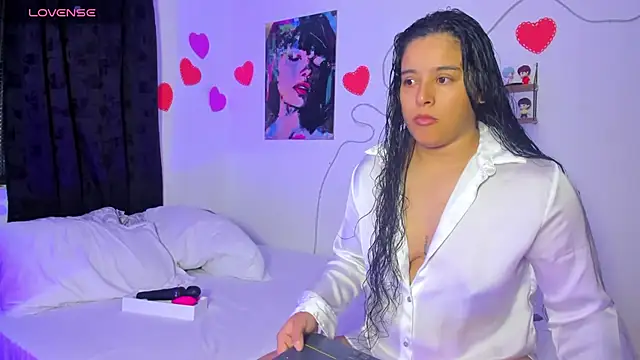 Dilan and Mia online show from 04/23/26, 10:45