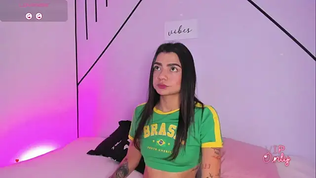 MiahCornell  online show from 02/04/26, 08:03