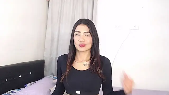 MiahCornell  online show from 04/21/26, 06:44