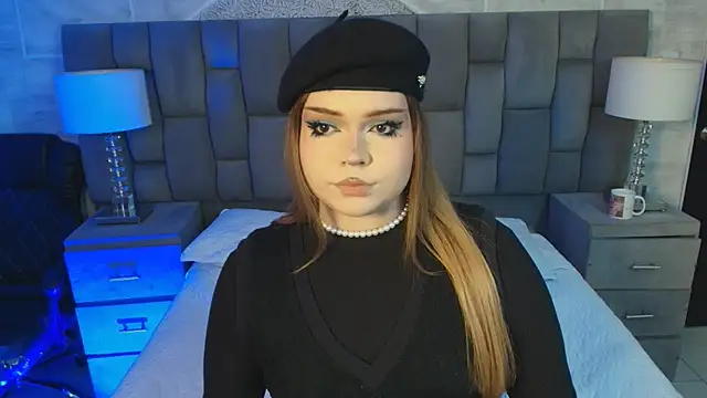 Maxxxine1 online show from 11/02/25, 09:00