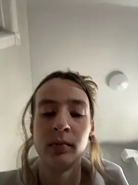 SeccySerena online show from 01/11/26, 08:03