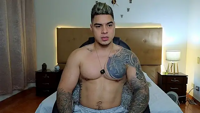 Snapshot of Steven_Velez chatting on 09/15/25, 12:54 Steven Velez online show from 09/15/25, 12:54