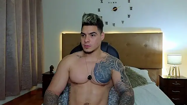 Snapshot of Steven_Velez chatting on 10/09/25, 11:58 Steven Velez online show from 10/09/25, 11:58