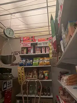 Snapshot of Sallem_Pink chatting on 02/19/26, 11:06 Sallem Pink online show from 02/19/26, 11:06