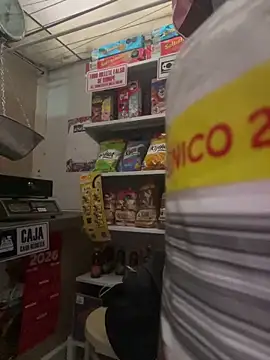 Snapshot of Sallem_Pink chatting on 02/22/26, 11:09 Sallem Pink online show from 02/22/26, 11:09