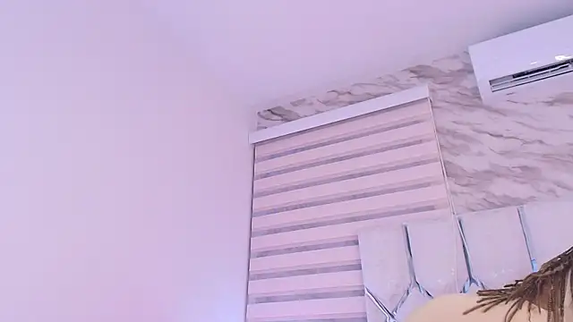 cataleya ebony  online show from 11/22/25, 03:16