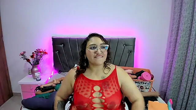 charlloteevans X online show from 11/11/25, 06:19