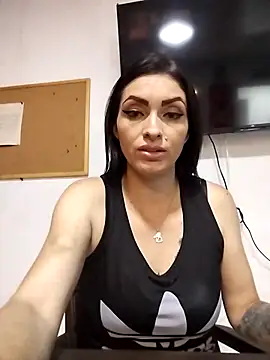 Snapshot of MeganHoffmaan chatting on 10/09/25, 06:28 MeganHoffmaan online show from 10/09/25, 06:28