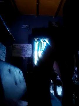 Snapshot of demianmont chatting on 11/01/25, 07:27 demianmont online show from 11/01/25, 07:27