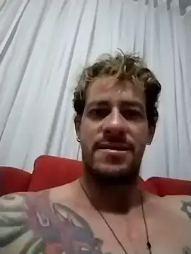 Snapshot of BrancoZen chatting on 12/14/25, 02:50 BrancoZen online show from 12/14/25, 02:50