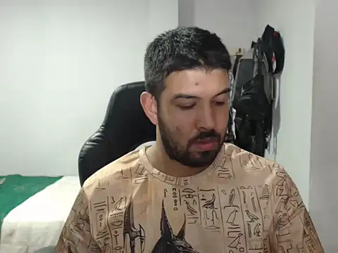 Snapshot of Axel11113 chatting on 11/23/25, 03:17 Axel11113 online show from 11/23/25, 03:17