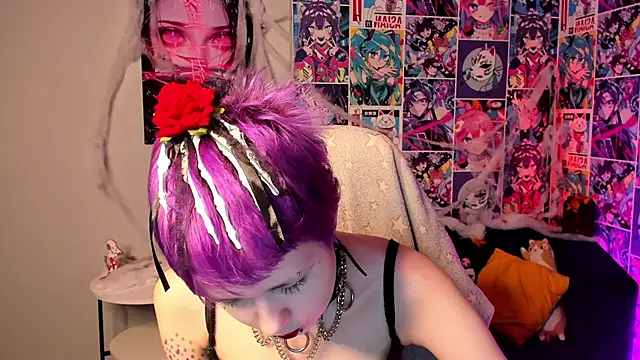 CarolineRichter online show from 10/26/25, 02:39