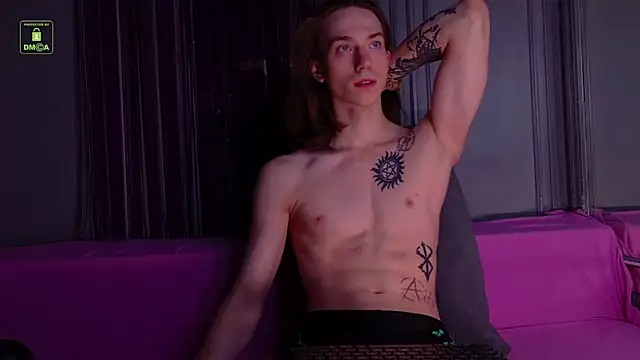 Snapshot of ares_pallini chatting on 10/11/25, 08:40 ares pallini online show from 10/11/25, 08:40