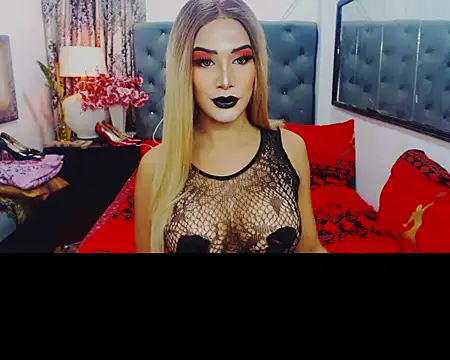 Snapshot of Mistress4fun chatting on 06/30/26, 03:51 Mistress4fun online show from 06/30/26, 03:51