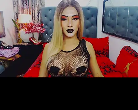 Snapshot of Mistress4fun chatting on 06/30/26, 03:57 Mistress4fun online show from 06/30/26, 03:57