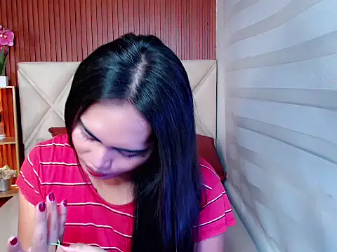 Snapshot of sluttyprincess0 chatting on 11/25/25, 11:49 sluttyprincess0 online show from 11/25/25, 11:49