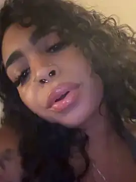 Snapshot of azaraxxxamor chatting on 09/24/25, 02:04 azaraxxxamor online show from 09/24/25, 02:04