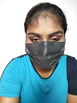 Snapshot of Tamil_Princess12 chatting on 09/10/25, 07:30 Tamil Princess12 online show from 09/10/25, 07:30