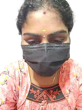 Snapshot of Tamil_Princess12 chatting on 10/07/25, 10:01 Tamil Princess12 online show from 10/07/25, 10:01