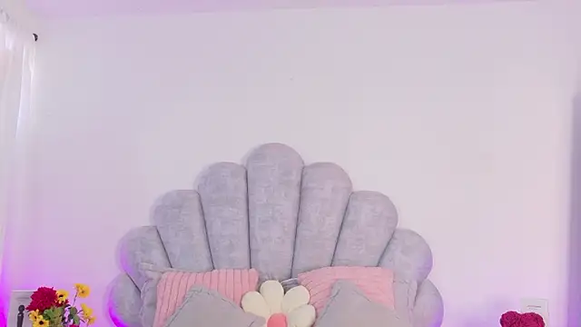 emma-conti2 online show from 03/04/26, 12:55