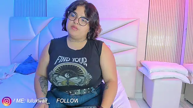 lulukawai16 online show from 04/21/26, 07:06