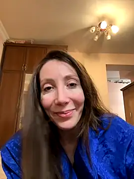 HellaryTourent online show from 11/25/25, 03:01