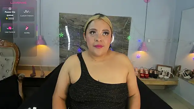 Snapshot of Brenda-maz chatting on 10/02/25, 11:50 Brenda-maz online show from 10/02/25, 11:50