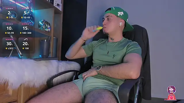 Gael williams1 online show from 11/14/25, 02:54