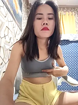 Snapshot of sexhot_22 chatting on 10/28/25, 01:42 sexhot 22 online show from 10/28/25, 01:42